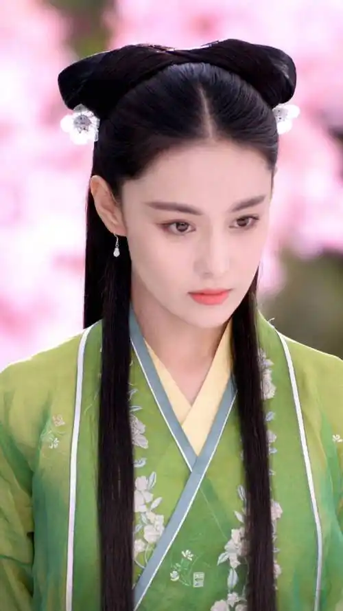 张馨予和丈夫因综艺相识,今恩爱令人羡,网友:多谢李晨不娶之恩_感情