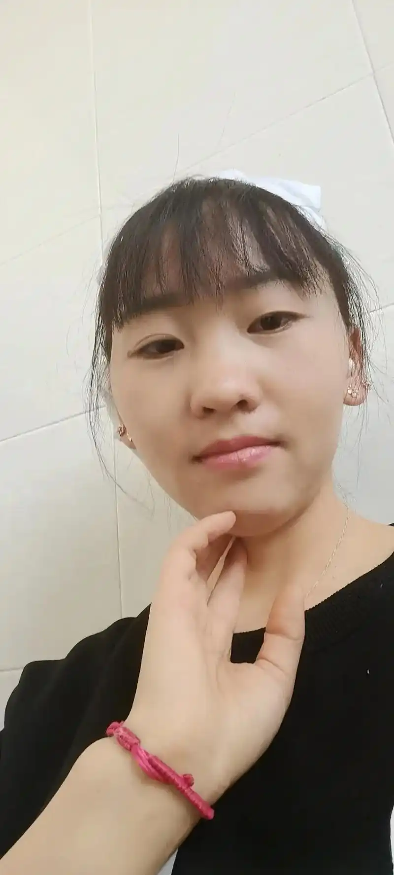 难过的时候就想回家委屈的时候就想大哭一场,成年人的世界里没有 - 抖