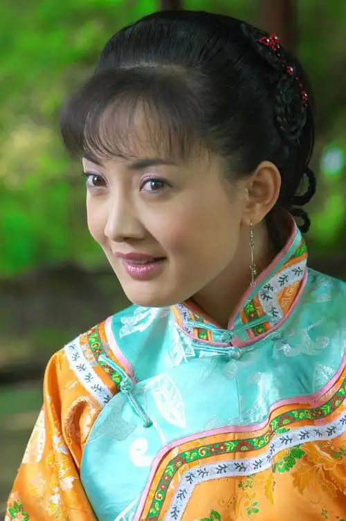 【转载】◇明星系列__牛 莉◇〖高清养眼大图