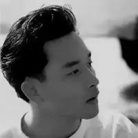 80年代帅气港风男头像 最新港风头像男复古简单【点击鼠标右键下载】