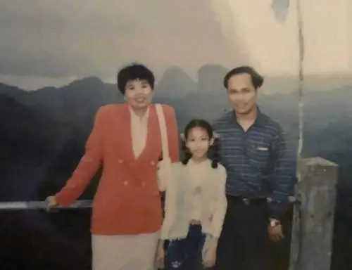 王霏霏小时候照片|王霏霏以前照片