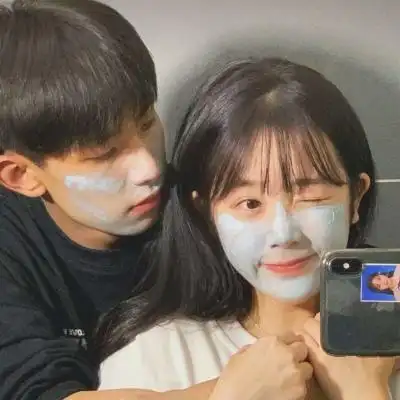 超甜情侣头像真人秀恩爱 高清浪漫超甜的情侣头像恩爱图片_情侣头像