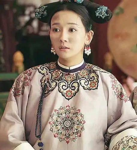 粗略截图记录延禧攻略妃嫔宫女的服饰集锦(更新皇上)