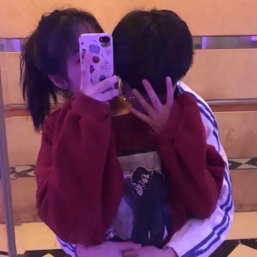 愿意倾尽所有去爱的人情侣头像潮流双人真人