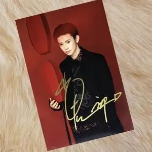 小鬼王琳凯亲笔签名照