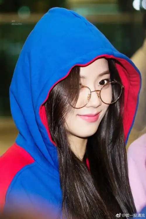 [blackpink][分享]181129 宠粉一级jisoo上线 隔着空气温暖又可爱!