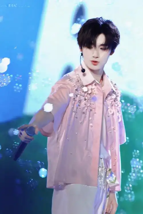 monster#    反差感95    @时代少年团-丁程鑫