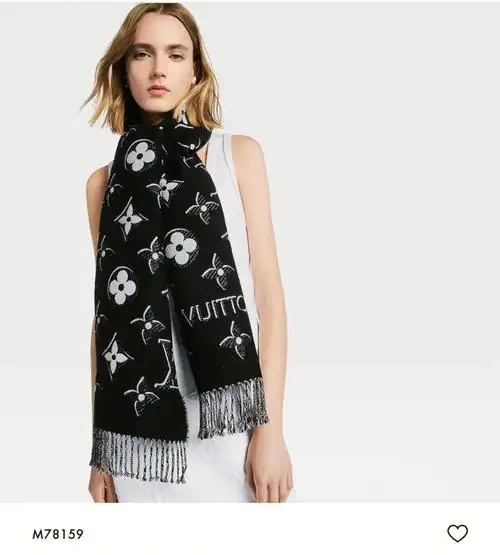 现在下手价格合适77现货#日本代购  #折扣分享  #lv羊绒围巾  #羊毛