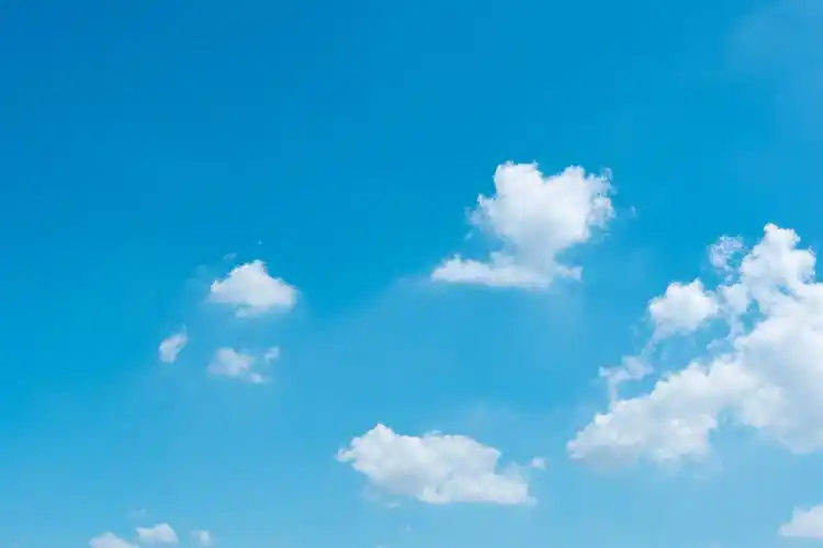 云朵是天空最美的文案