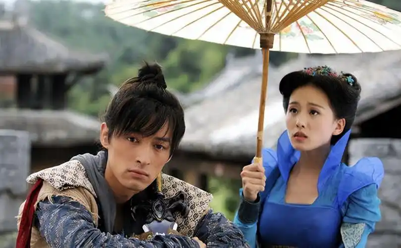 仙剑奇侠传三|一件衣服看《仙剑三》的细节,龙葵与景天的千年等候,全