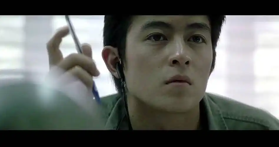 也正因为如此,人们最初知道陈冠希这个名字,大都也是因为他在《无