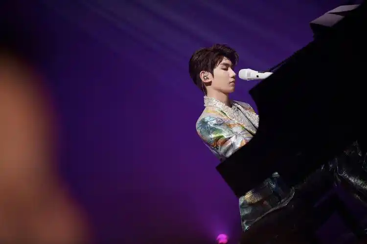 tfboys日光旅行七周年演唱会