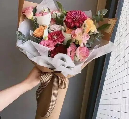 21支圆形花束包装教程新手简单(9个花束包装配色技巧)77