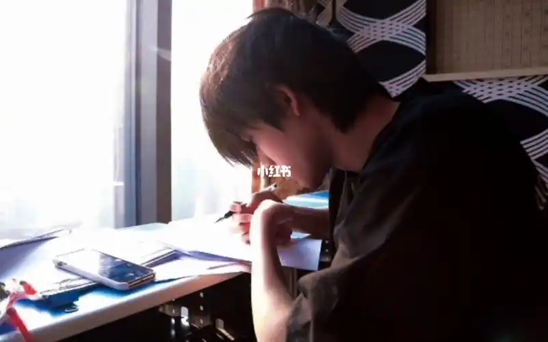 励志的小宋老师