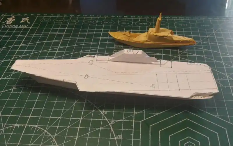 【折纸教程】"辽宁舰"航母折纸教程(原创),一张a4纸