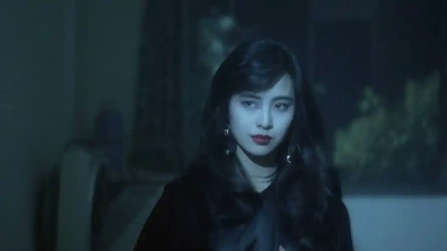 我认为这是王祖贤最美的一部片子.