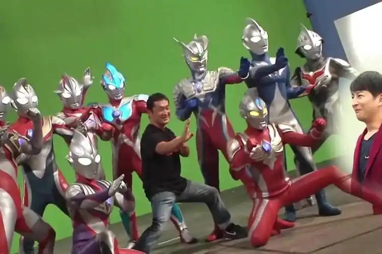 奥特曼花絮名场面奈欧斯在线表演搭房子正义的黑暗路基艾尔