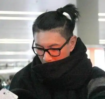 头顶扎辫子男士发型介绍4款潮流发型让你秒变男神