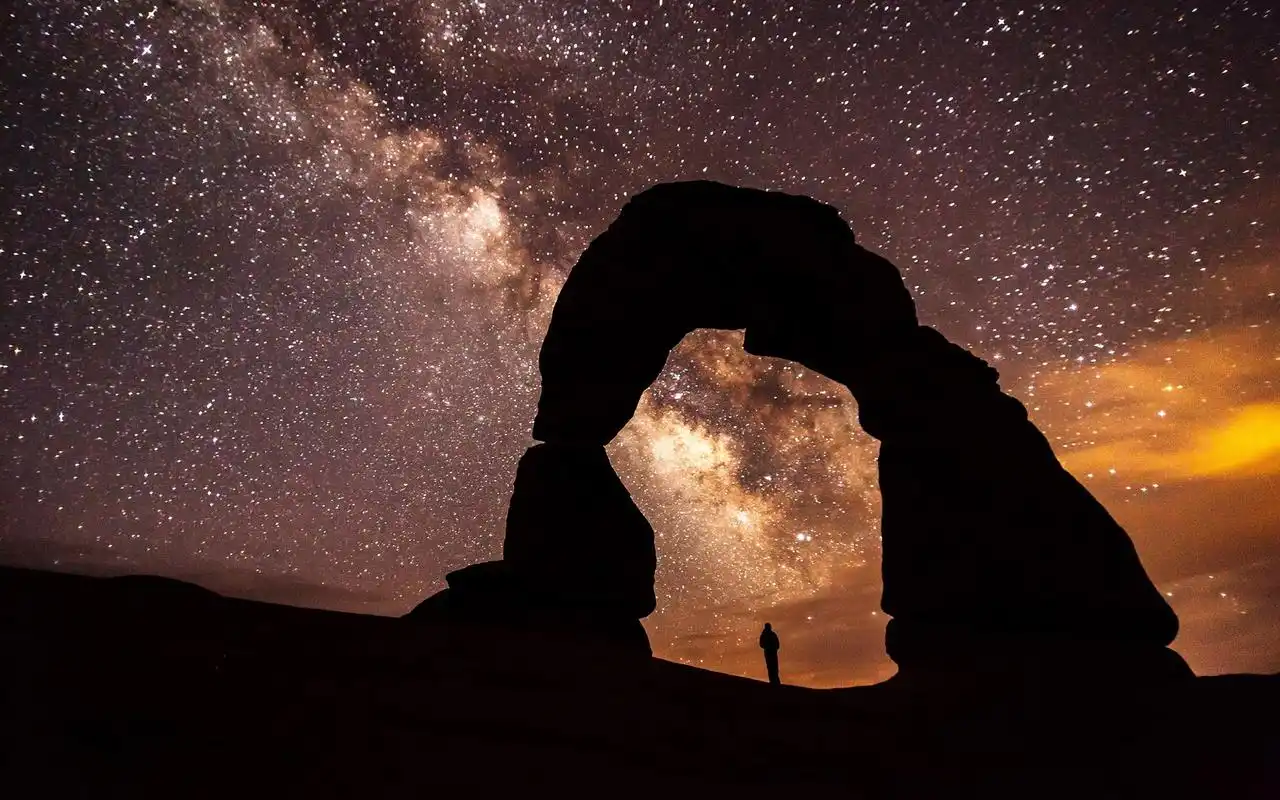 唯美璀璨的星空高清唯美图片桌面壁纸