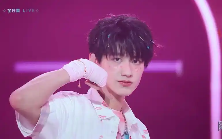 【朱志鑫】tf家族2023新年音乐会《瞬间》 舞台篇cut