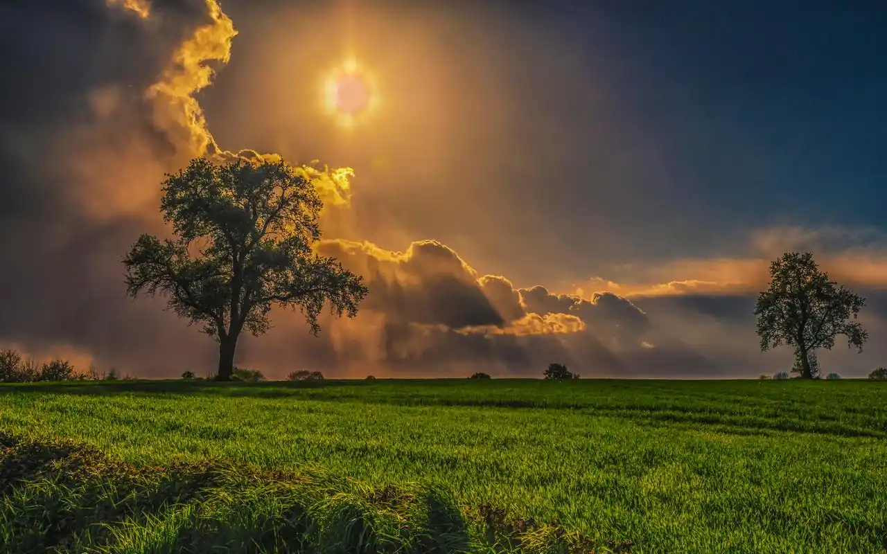 绿色护眼山水自然风景图片桌面壁纸高清大图预览1920×1200_风景壁纸