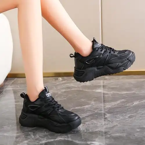 女鞋秋冬黑色运动鞋女生今年爆款老爹鞋女显脚时尚休闲鞋