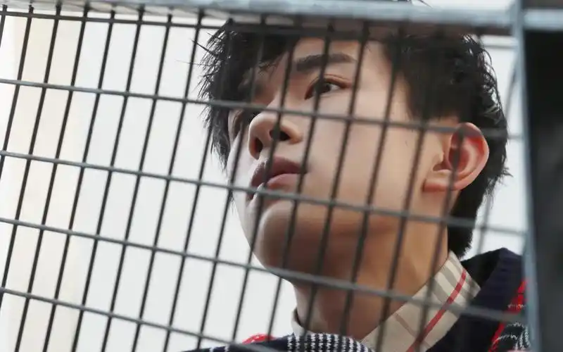 tfboys易烊千玺帅气图片高清电脑桌面壁纸