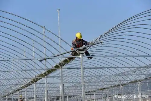 贵州黔东南:抢抓晴好天气,坝区乡间大棚建设正当时!