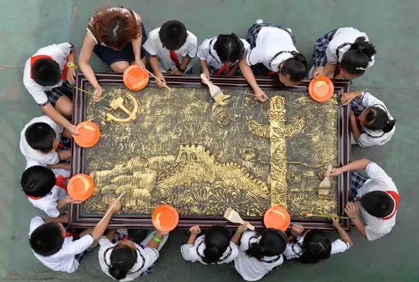 全国各地开展活动 庆祝中国共产党成立95周年