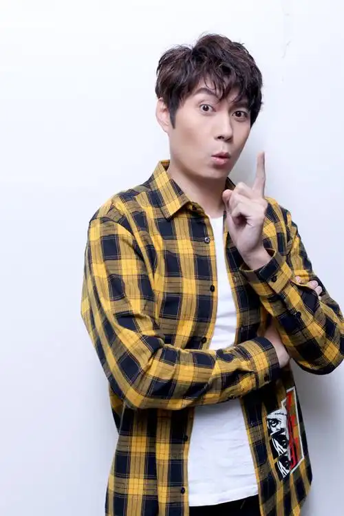 开心麻花艾伦强势来袭 《快乐大本营》首秀受关注