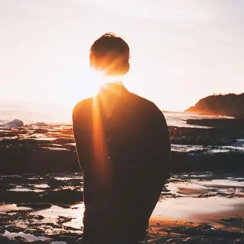 日出大海暖人心_欧美男生头像图片_扣扣居