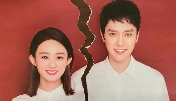 赵丽颖冯绍峰一家三口穿亲子装外出,真复合还是为顾及孩子感受?