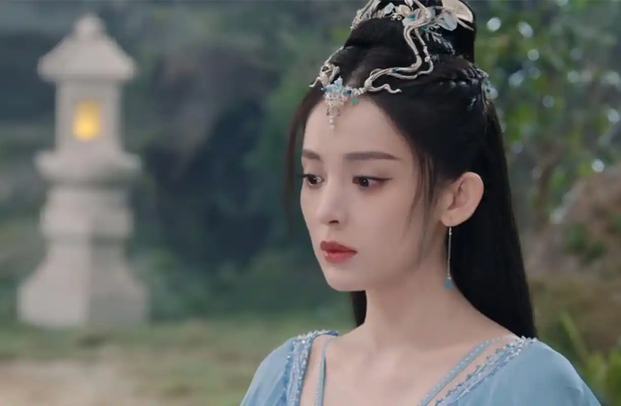 《雪鹰领主》古力娜扎超美剧照～ #ai提效训练营# #电视剧雪鹰领主