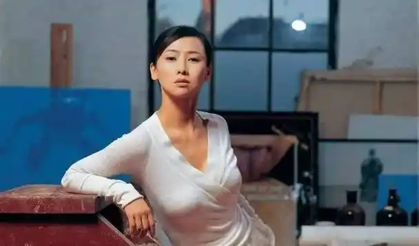 翁虹挡不住的风情