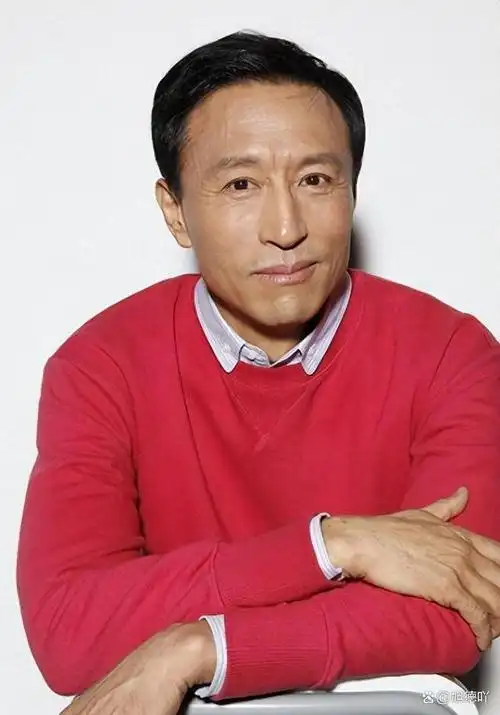 王洛勇:与丁宁一见钟情,婚后独闯美国16年,感恩妻子照顾家庭