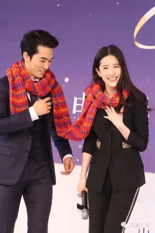 相恋半年合体2次,月月被分手,宋承宪刘亦菲咋了?