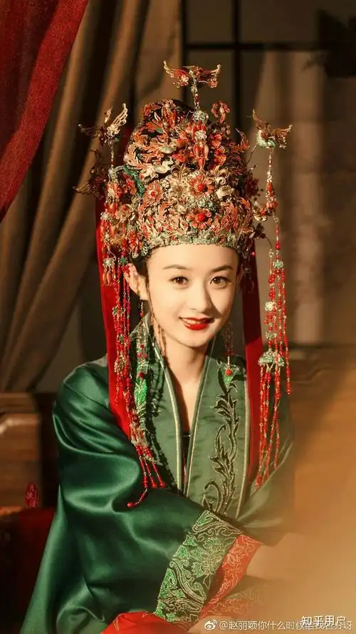 有没有哪个明星在古装剧中的凤冠霞帔让你印象深刻?