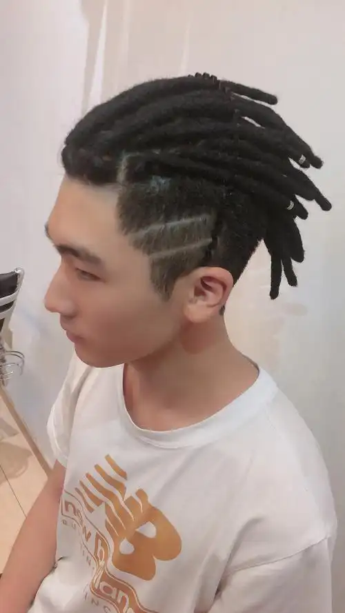 脏辫头皮疼一般痛痒多久?宽厚里脏辫