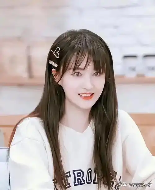 逃至美国3年郑爽现状曝光王思聪预言成真