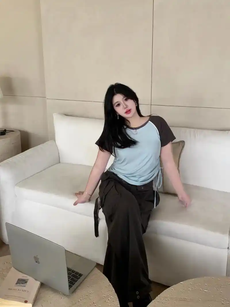 130斤|微胖身材穿对衣服瘦10斤#胖mm穿搭 #遮肉显瘦 - 抖音