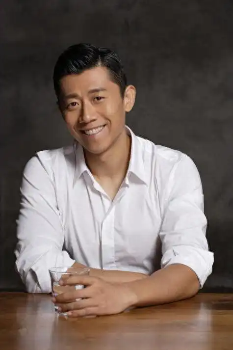 夏雨深情告白:与贤惠妻子袁泉携手,是我生命中最正确的决定