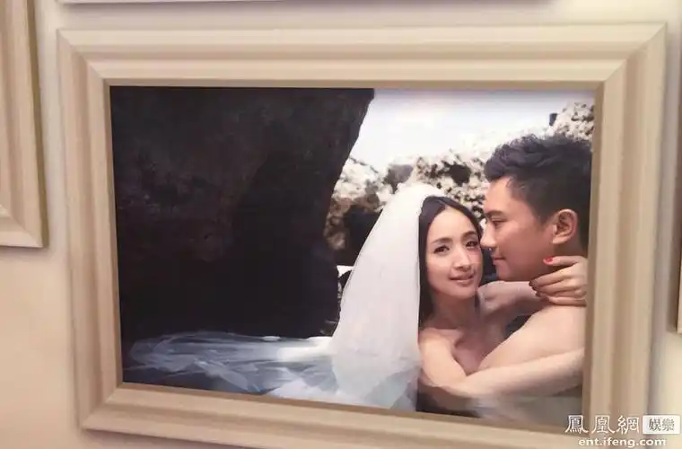 最新影楼资讯新闻-女星林依晨婚礼现场全展示 惊爆"半裸"婚纱照