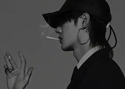 原来 你是这样的王一博_理性控烟_烟草在线—吸烟有害健康!