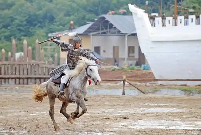 赵云为何能在长坂坡将曹操百万大军冲杀个七进七出而无人可敌