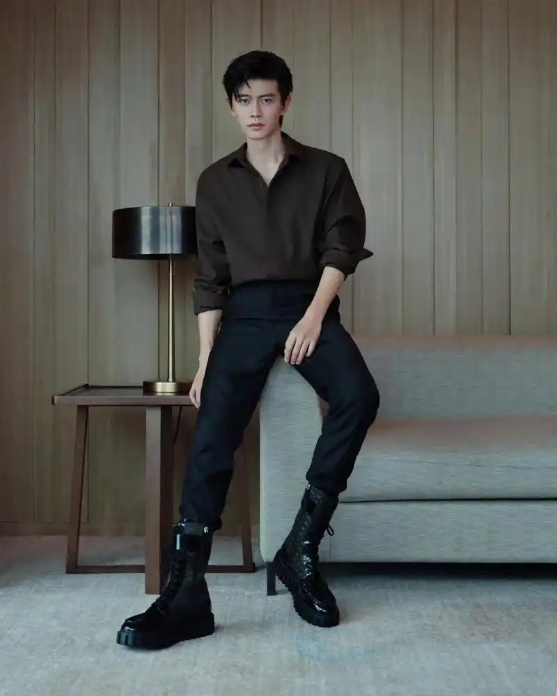 高清壁纸#向全世界安利任嘉伦 #这样的男神你们喜欢吗 - 抖音