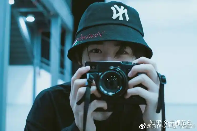 有没有近期的宋亚轩的电脑壁纸? - 知乎