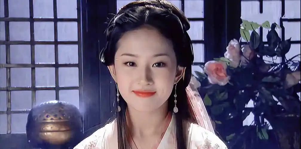 刘亦菲,安以轩,刘品言,戏外命运各不相同_赵灵儿_李逍遥_林月如