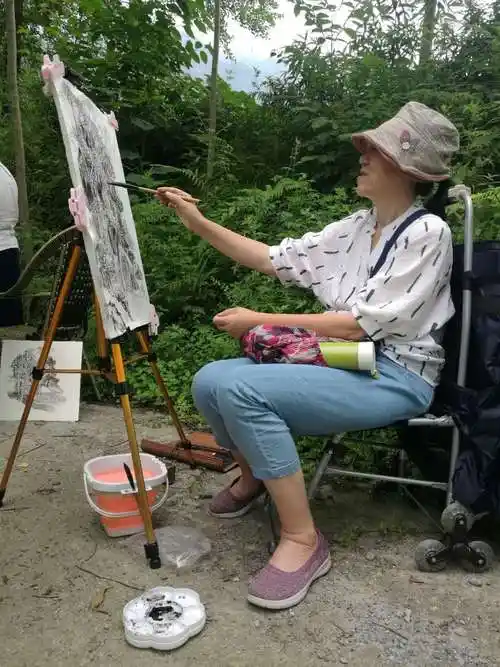 走进绵竹清平童话镇