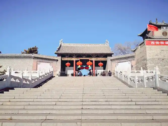 上党门位于山西省长治市城区西大街,是隋代上党郡署大门,始建于隋开皇