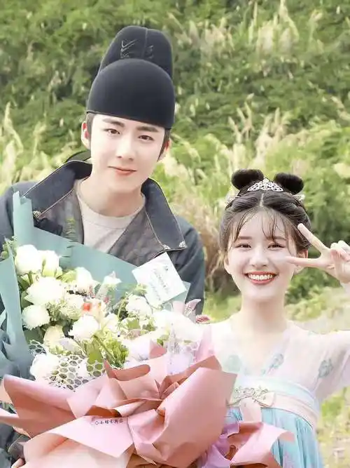 刘宇宁腿长居然有113!满屏的细腿长腰,慕了,4步拉直双腿变腿精